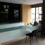 J Residence Guest House Ciumbuleuit